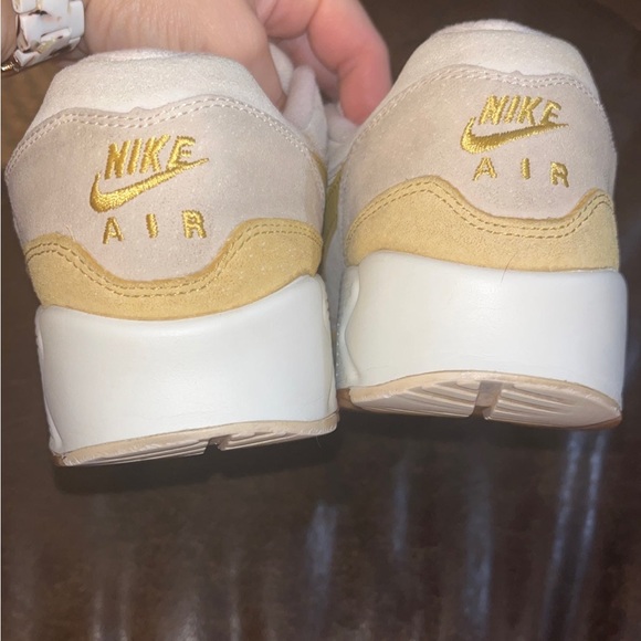 Women’s air max 90/1 Guava Ice size 7 - Picture 5 of 7